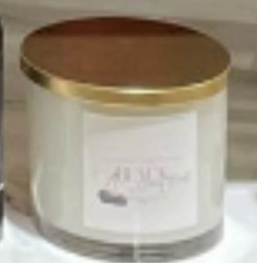 Peaches and Prosseco Scented 4 wick 36oz Candle