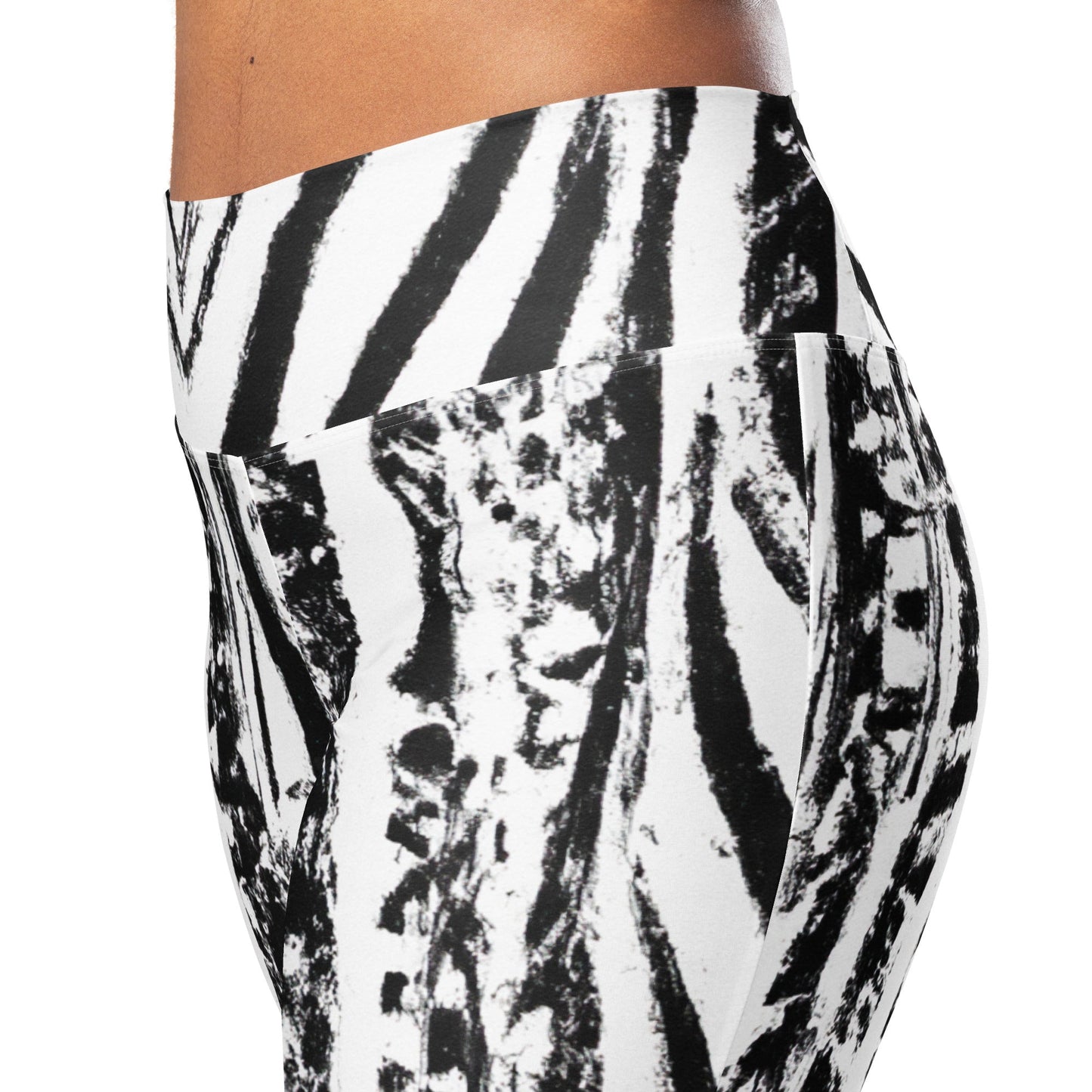 Womens Flare Leggings, Black White Native Print