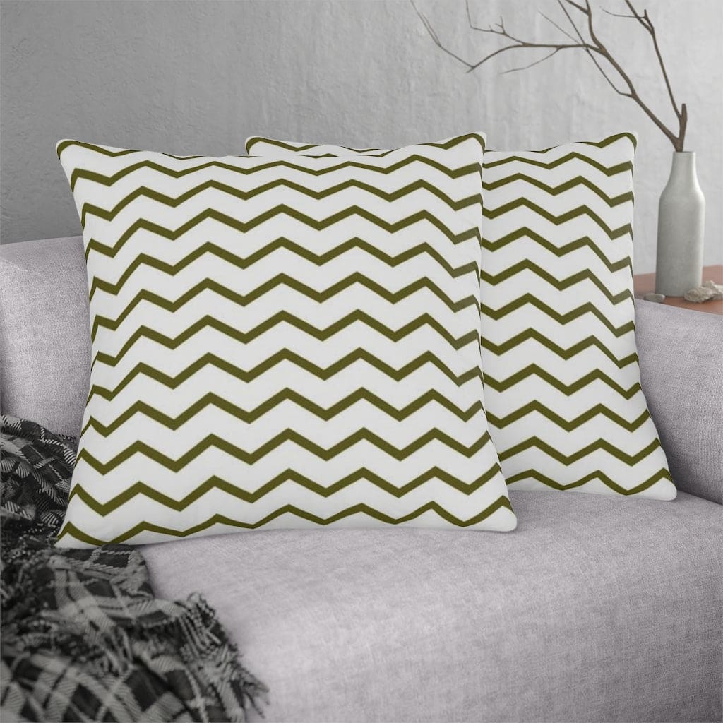 Indoor Or Outdoor Throw Pillow, Chevron Print