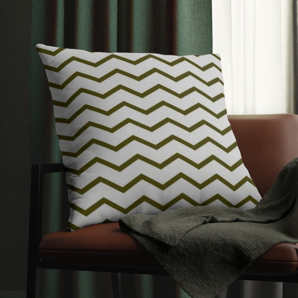 Indoor Or Outdoor Throw Pillow, Chevron Print